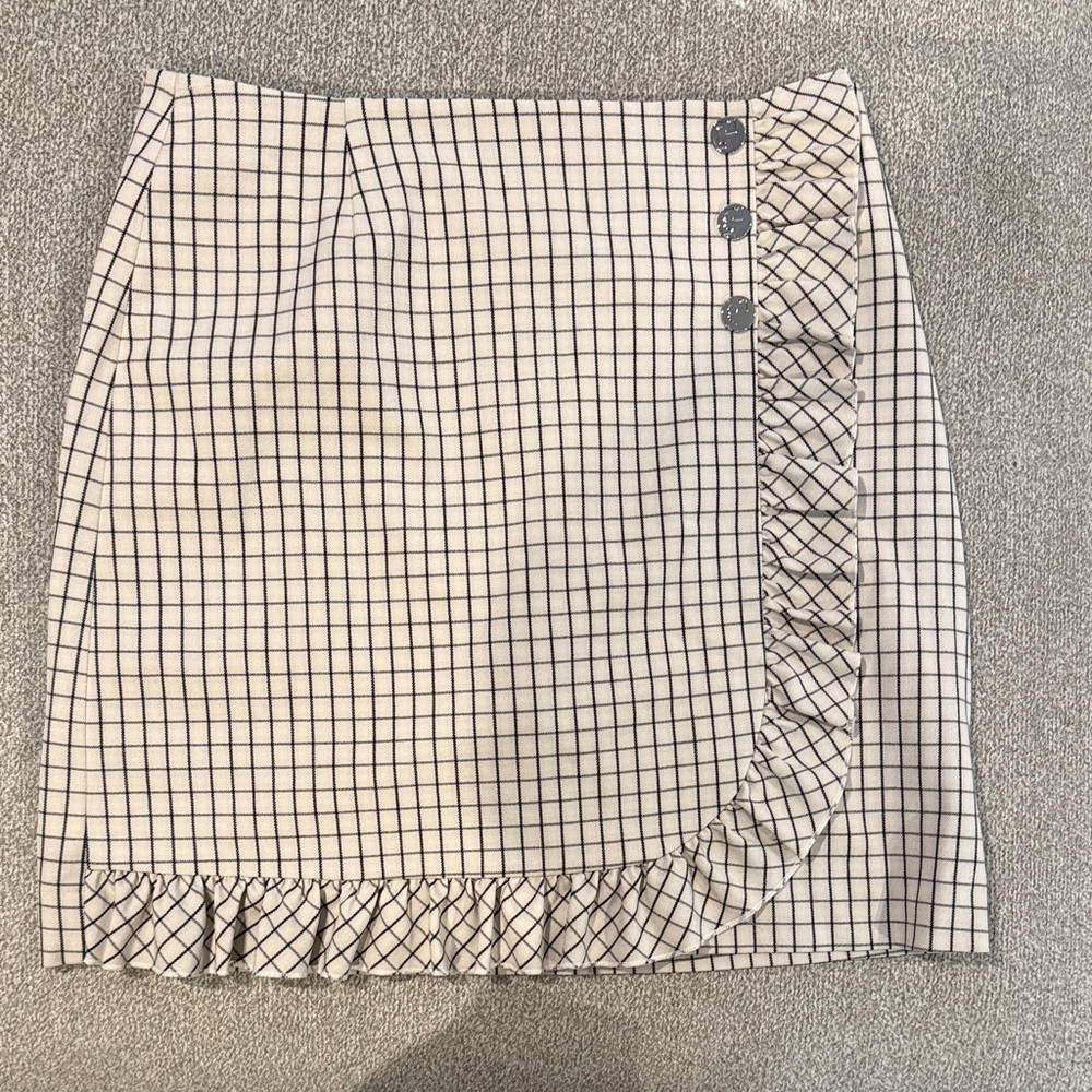 Tory Burch Grid Pattern Mini Skirt - Black and Cream